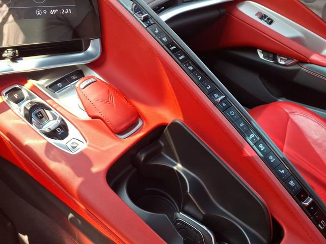 Used 2021 Chevrolet Corvette Stingray Preferred Cpe w/ Z51 Performance Package image 14