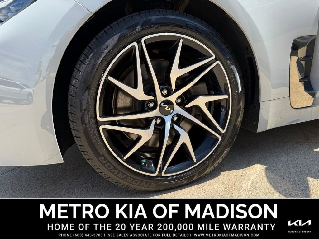 Used 2022 Kia Stinger GT-Line w/ Sun & Sound Package AWD/4WD image 10