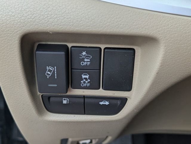 Used 2020 Acura TLX image 36