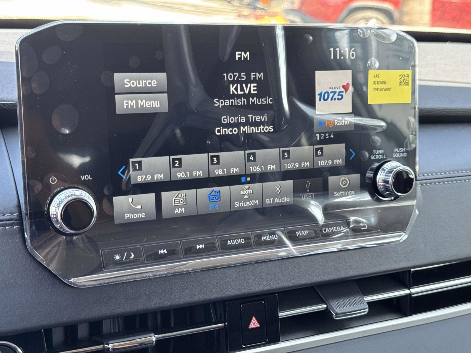 New 2025 Mitsubishi Outlander SE image 21