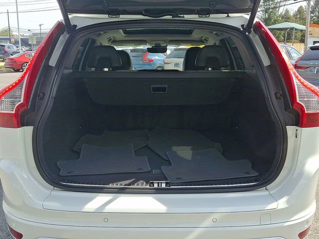 Used 2017 Volvo XC60 T6 Dynamic w/ Climate Package image 29