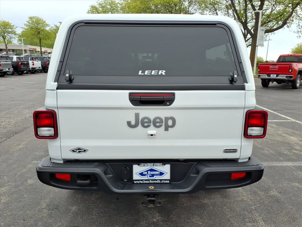 Used 2022 Jeep Gladiator Overland w/ Cold Weather Group AWD/4WD image 6
