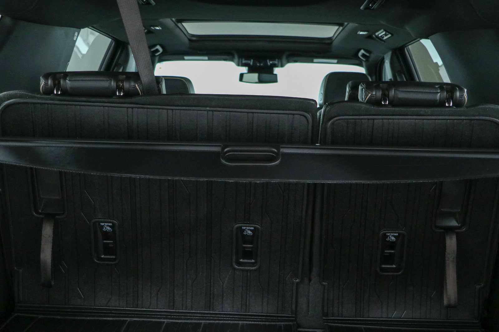 Used 2023 GMC Yukon XL SLT AWD/4WD image 34