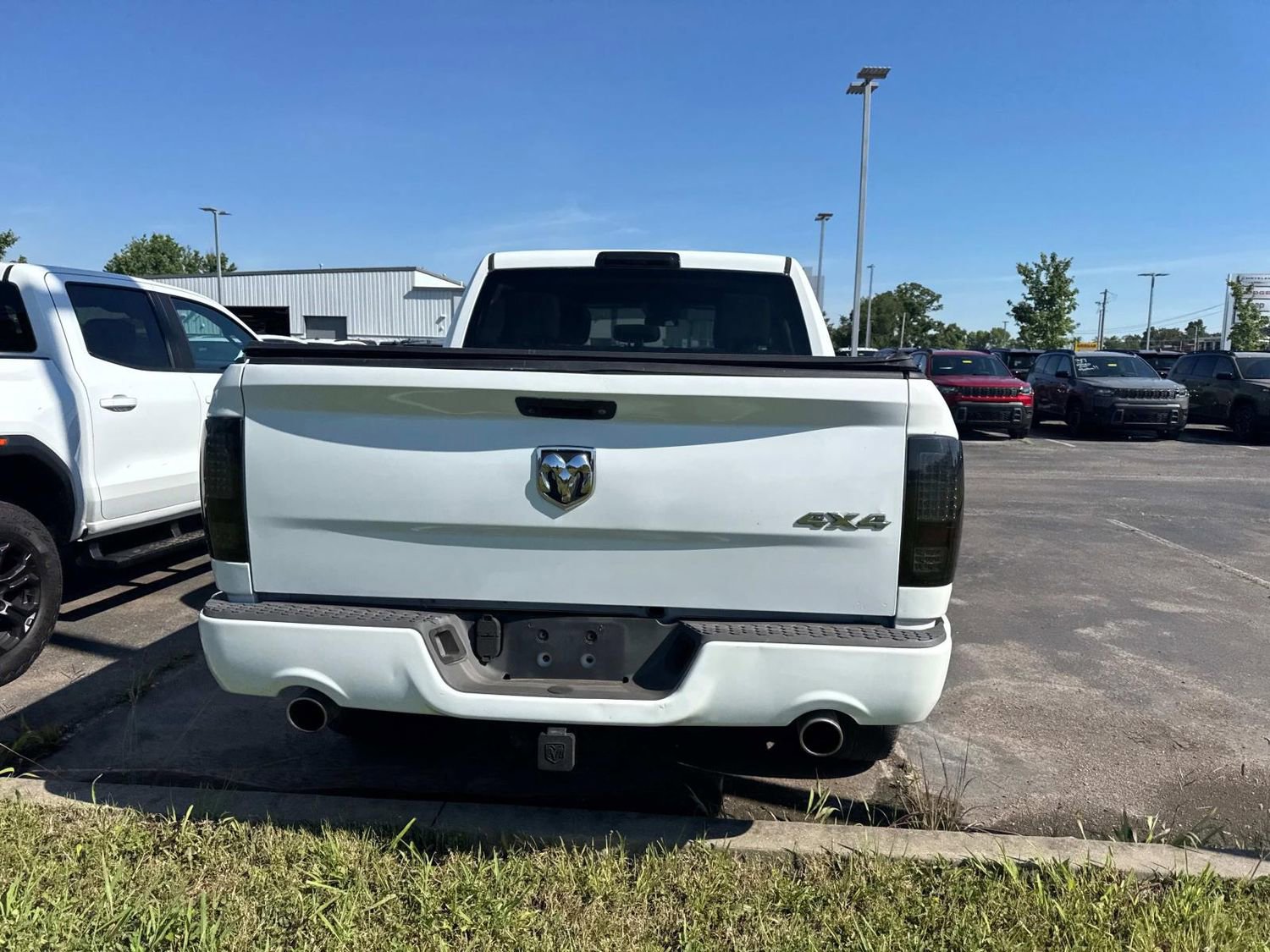 Used 2018 RAM 1500 Express w/ Express Value Package AWD/4WD image 5