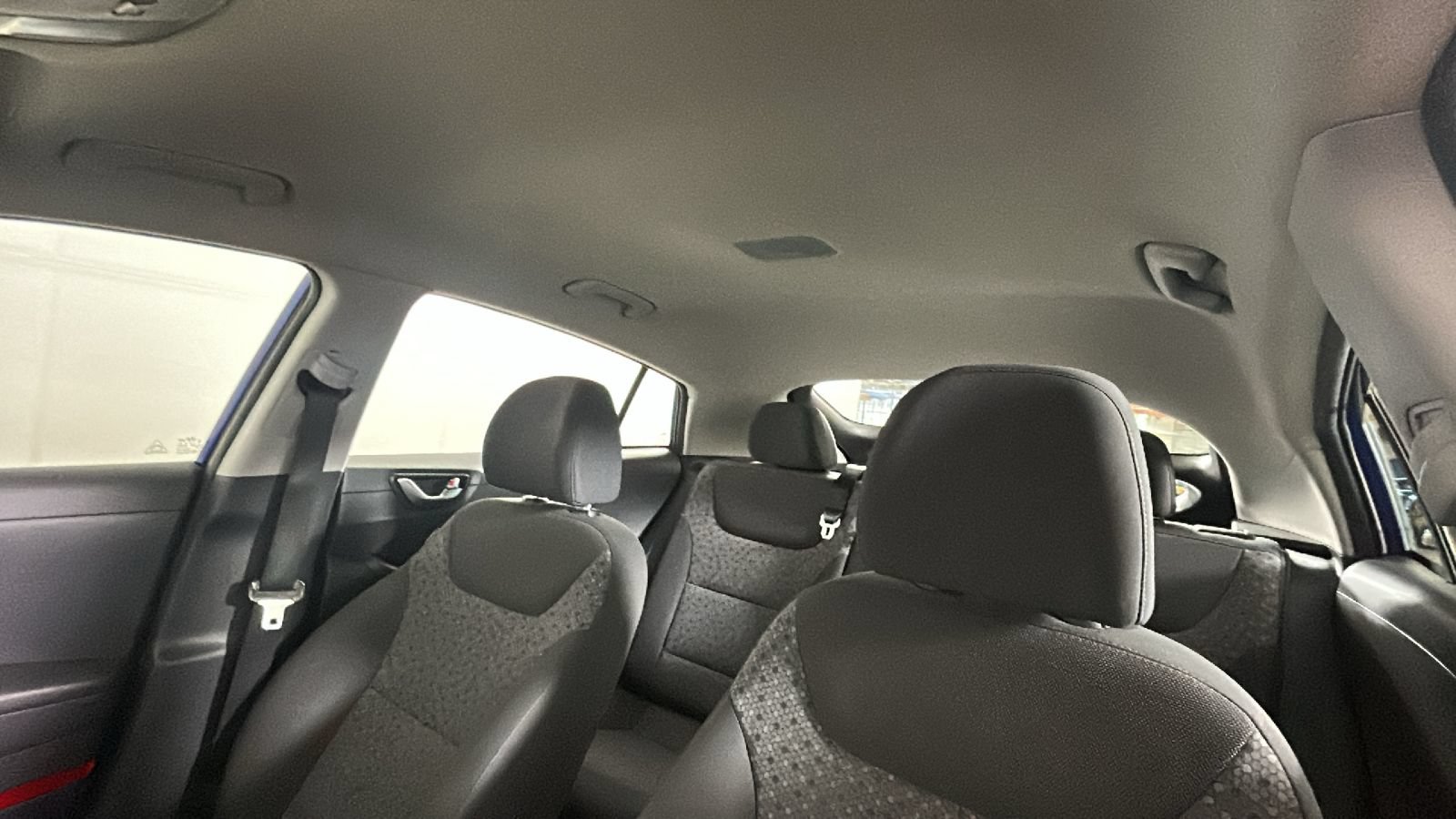 Used 2019 Hyundai Ioniq Electric FWD image 15