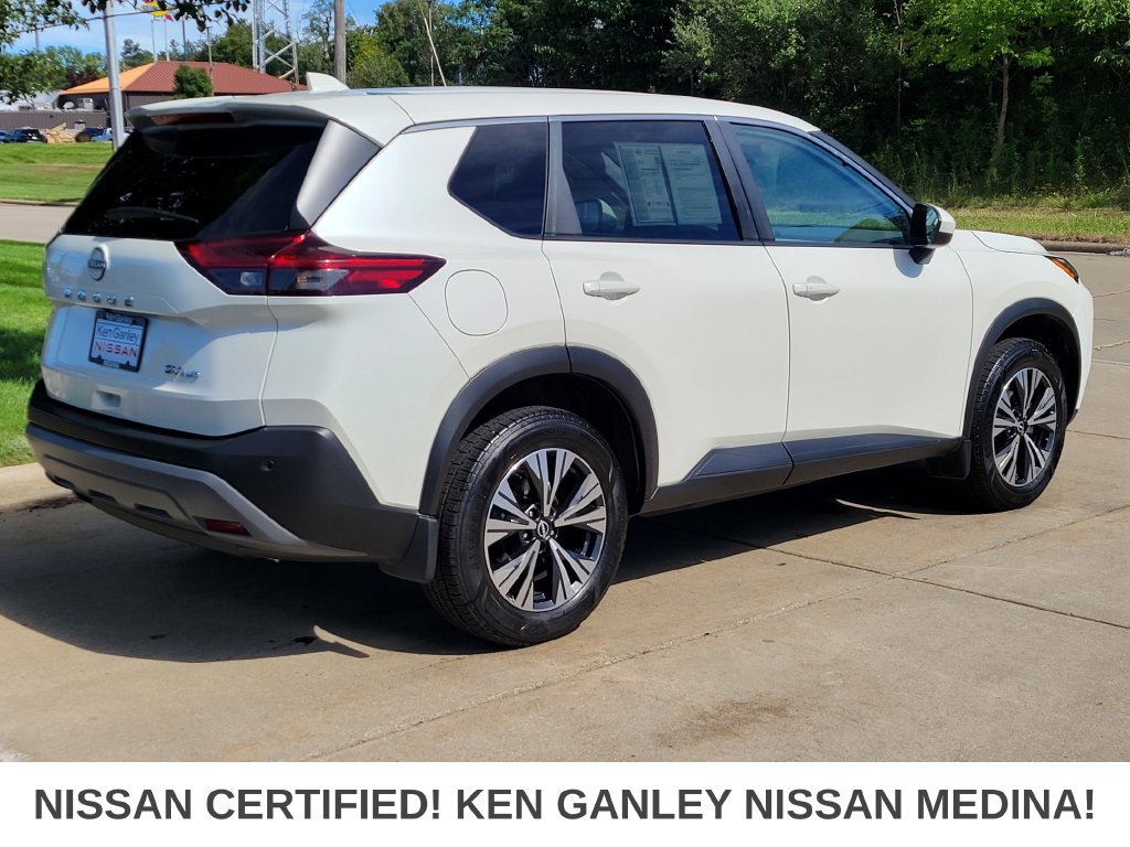 Certified 2023 Nissan Rogue SV AWD/4WD image 3
