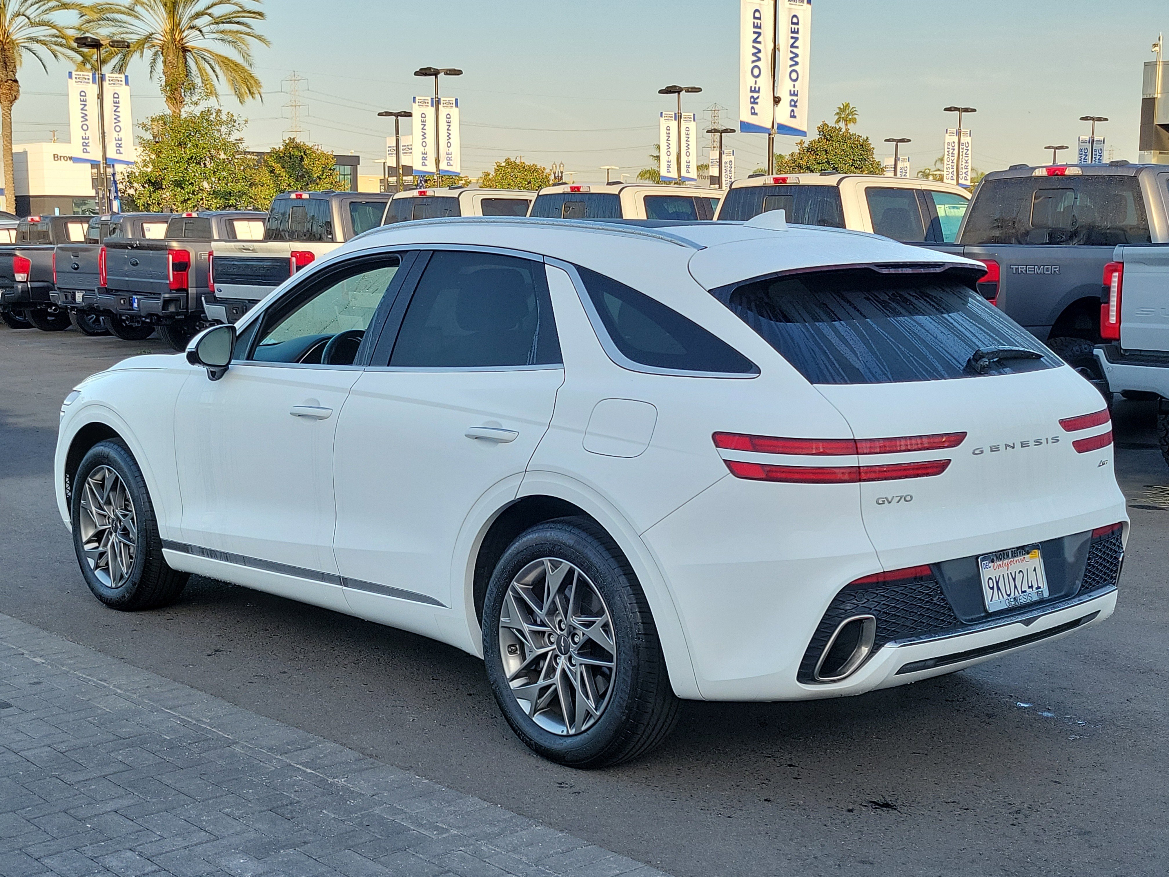 Certified 2024 Genesis GV70 2.5T w/ Advanced Package image 29