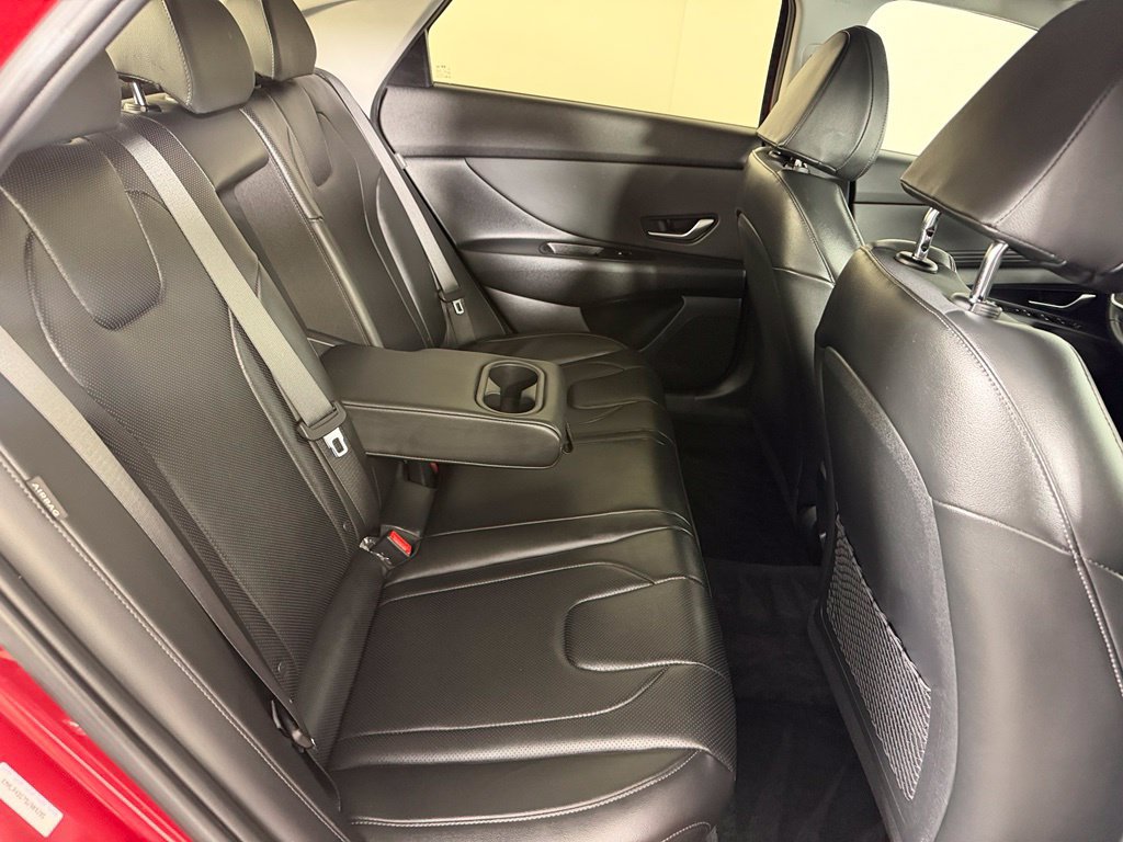 Used 2025 Hyundai Elantra Limited FWD image 20