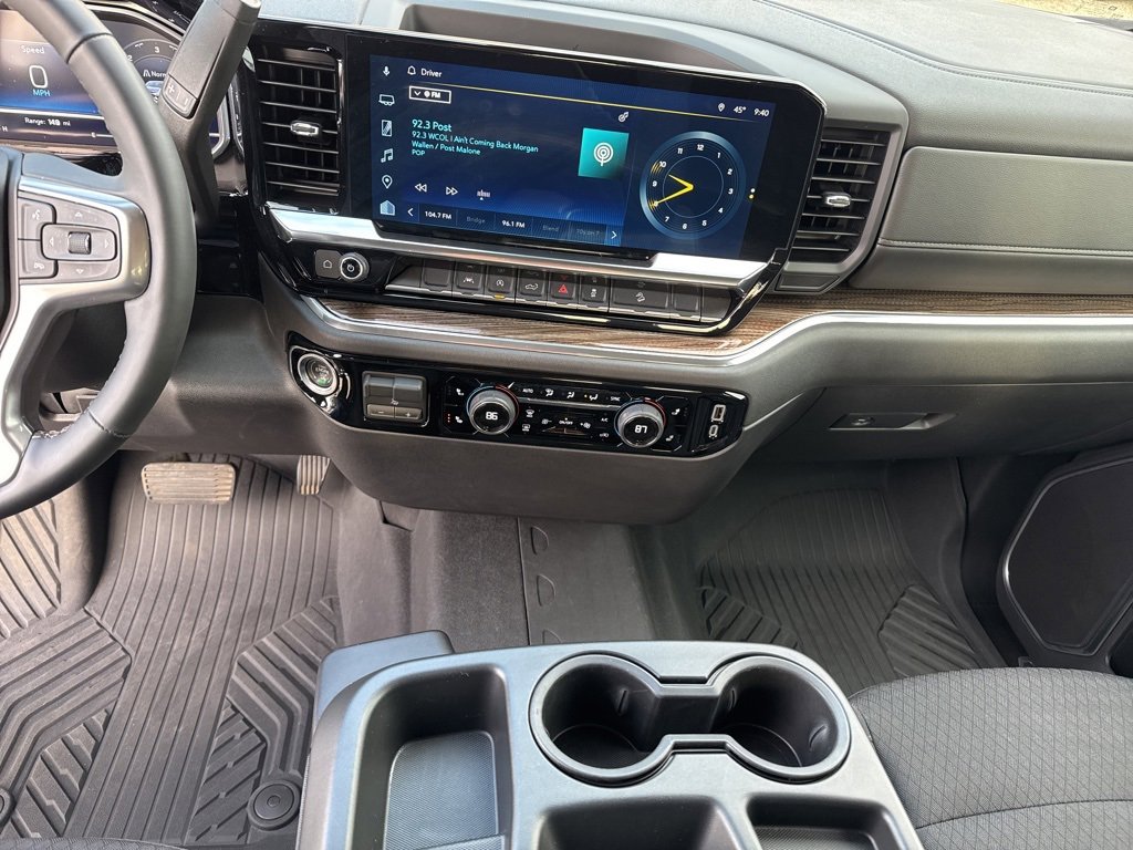 Used 2025 Chevrolet Silverado 1500 LT image 17