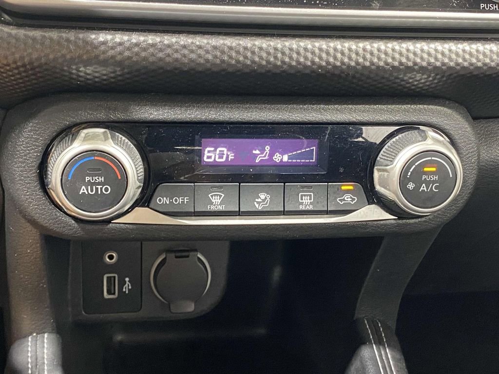 Used 2020 Nissan Kicks SV FWD image 28