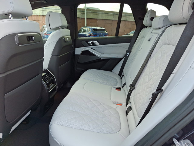 New 2026 BMW X5 xDrive40i w/ M Sport Package image 5