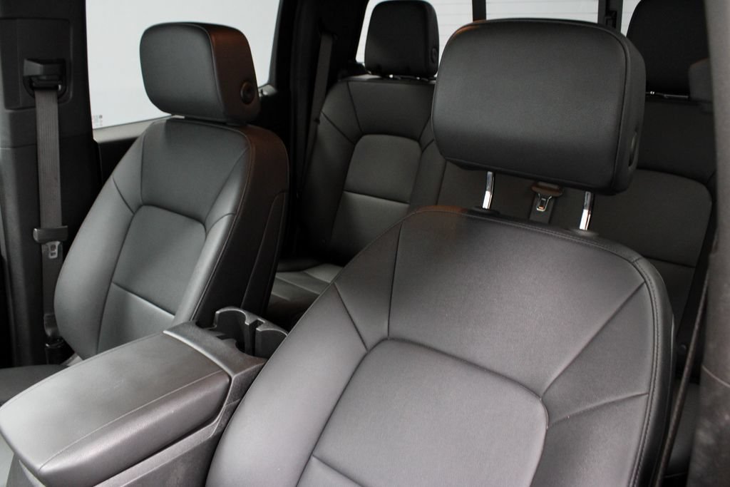 Used 2025 Chevrolet Colorado Trail Boss AWD/4WD image 27