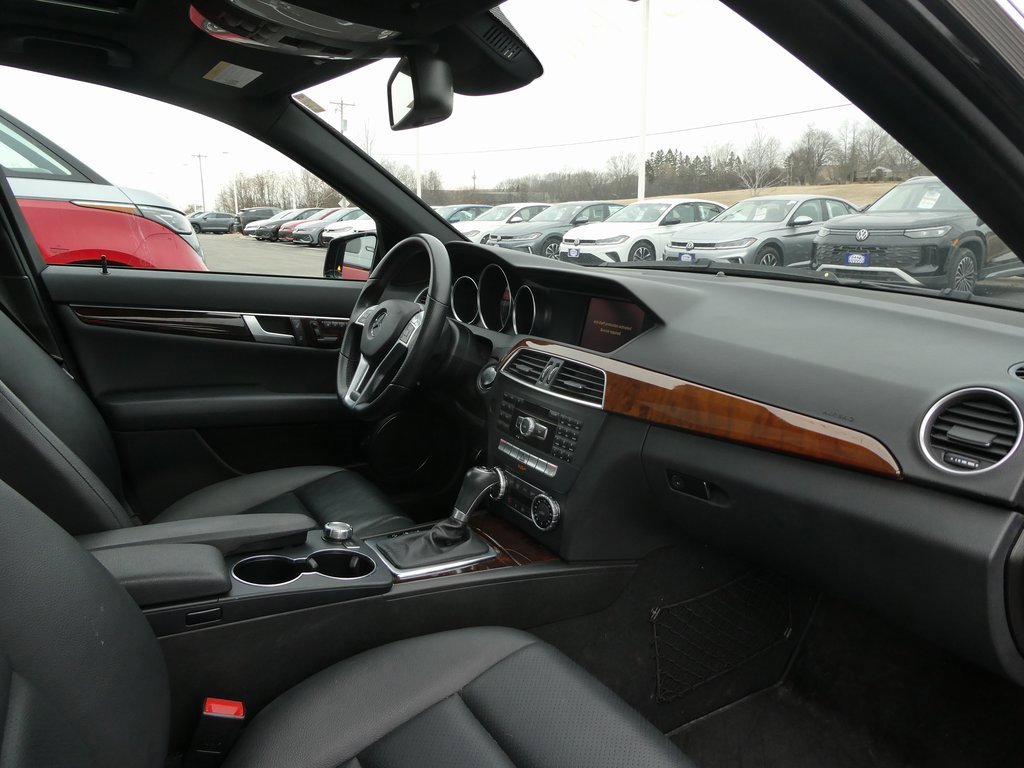 Used 2012 Mercedes-Benz C 300 4MATIC Sedan image 37
