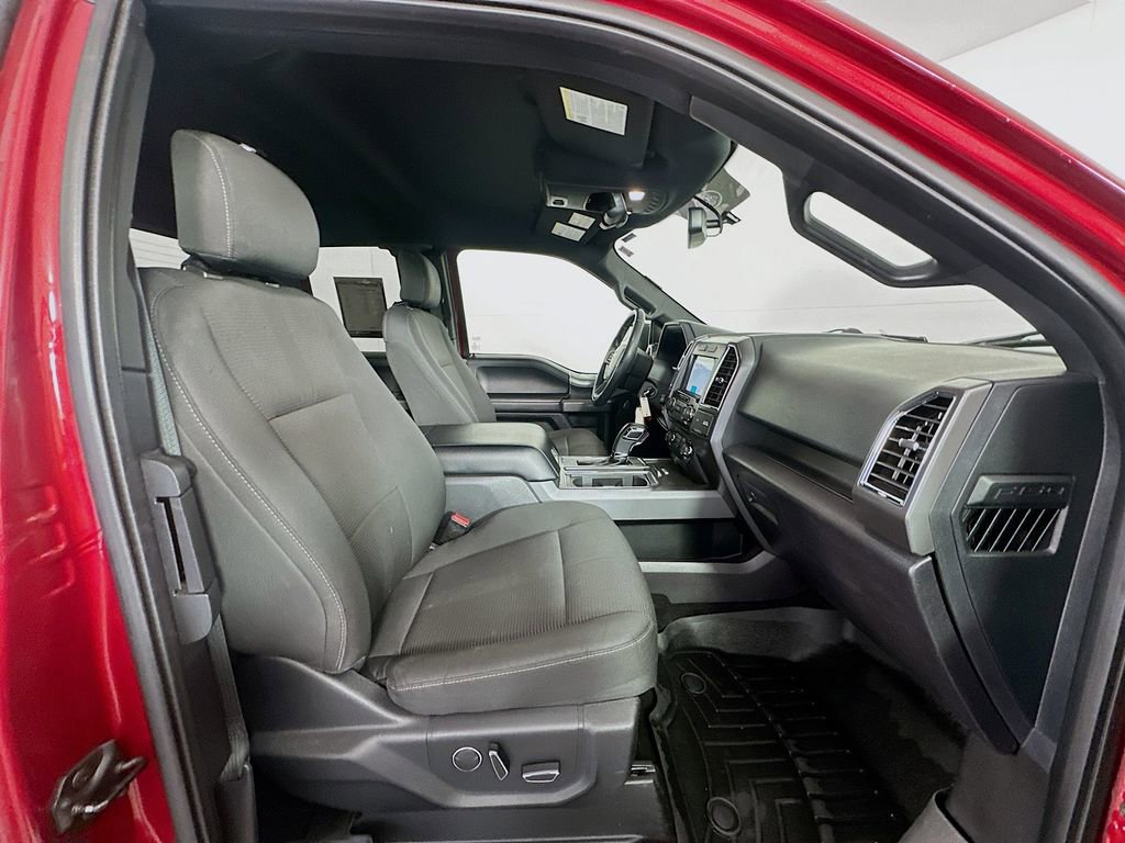 Used 2016 Ford F150 XLT w/ Equipment Group 302A Luxury image 25
