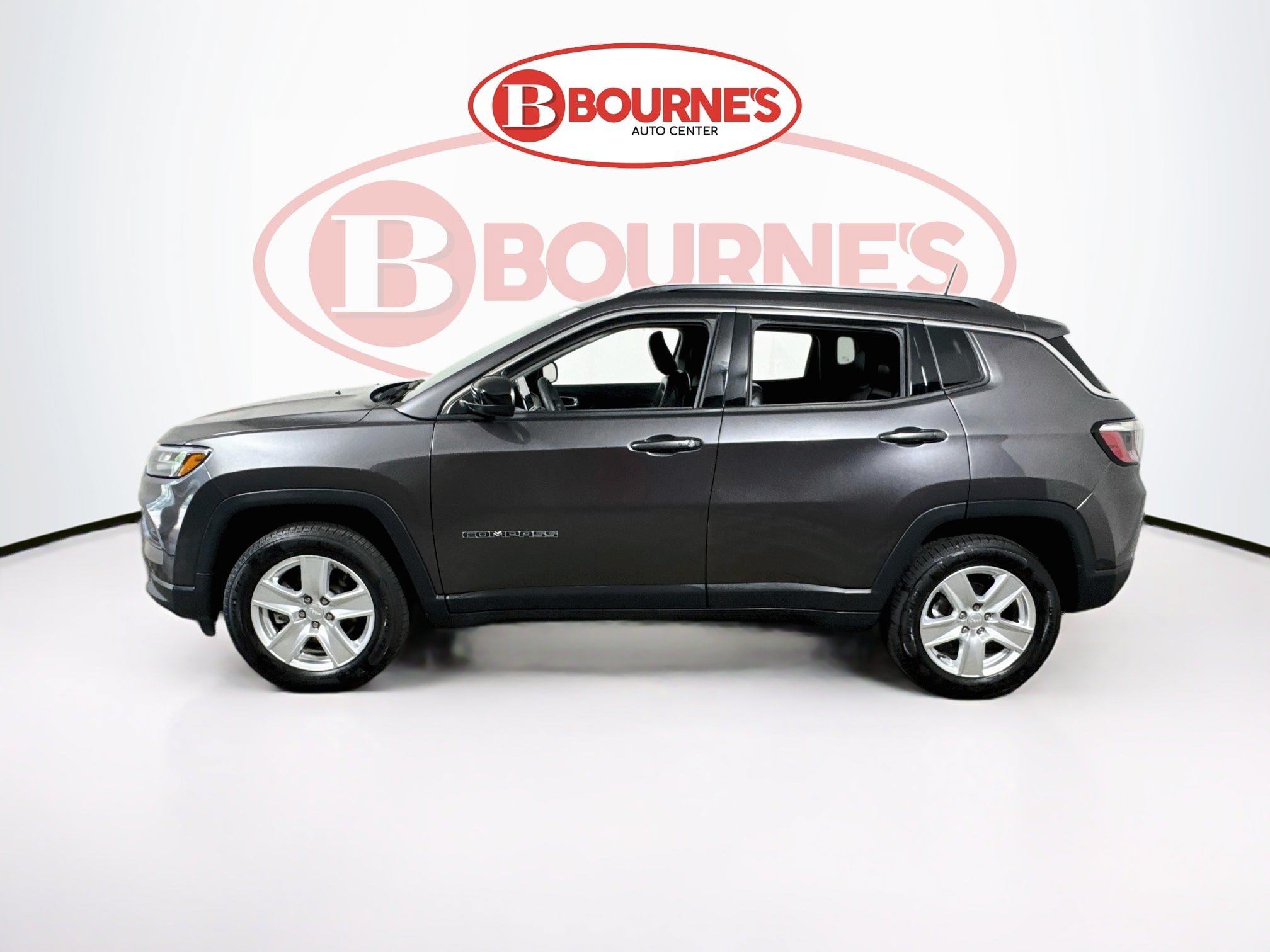 Used 2022 Jeep Compass Latitude AWD/4WD image 5