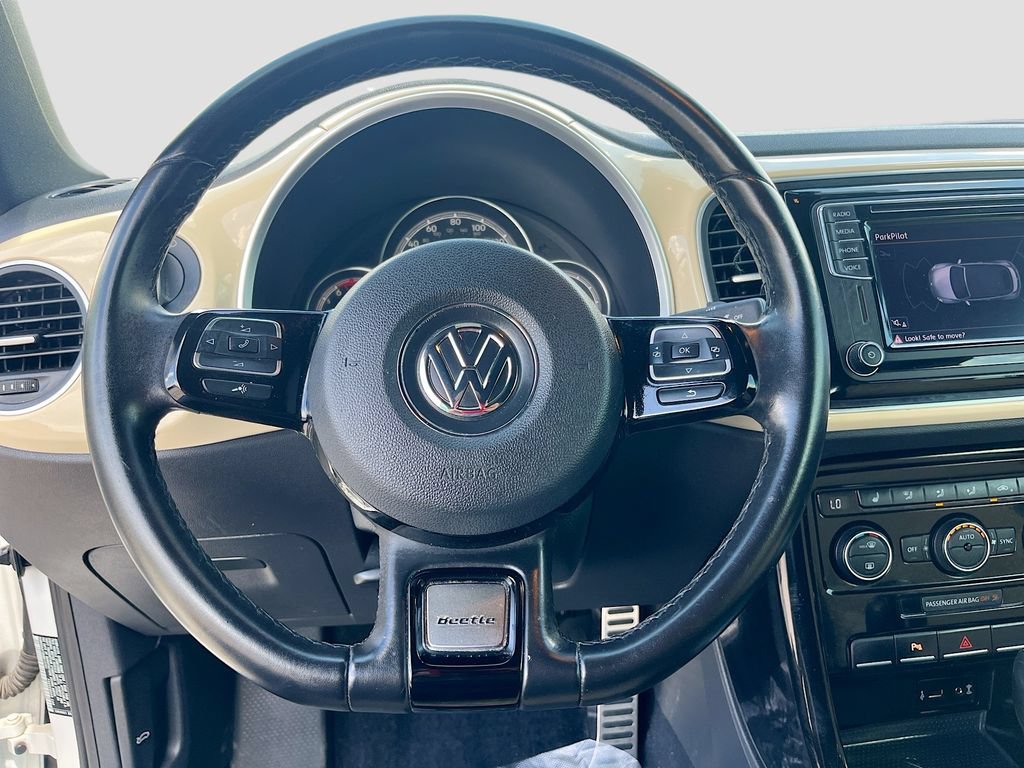Used 2019 Volkswagen Beetle 2.0T Final Edition SEL FWD image 11