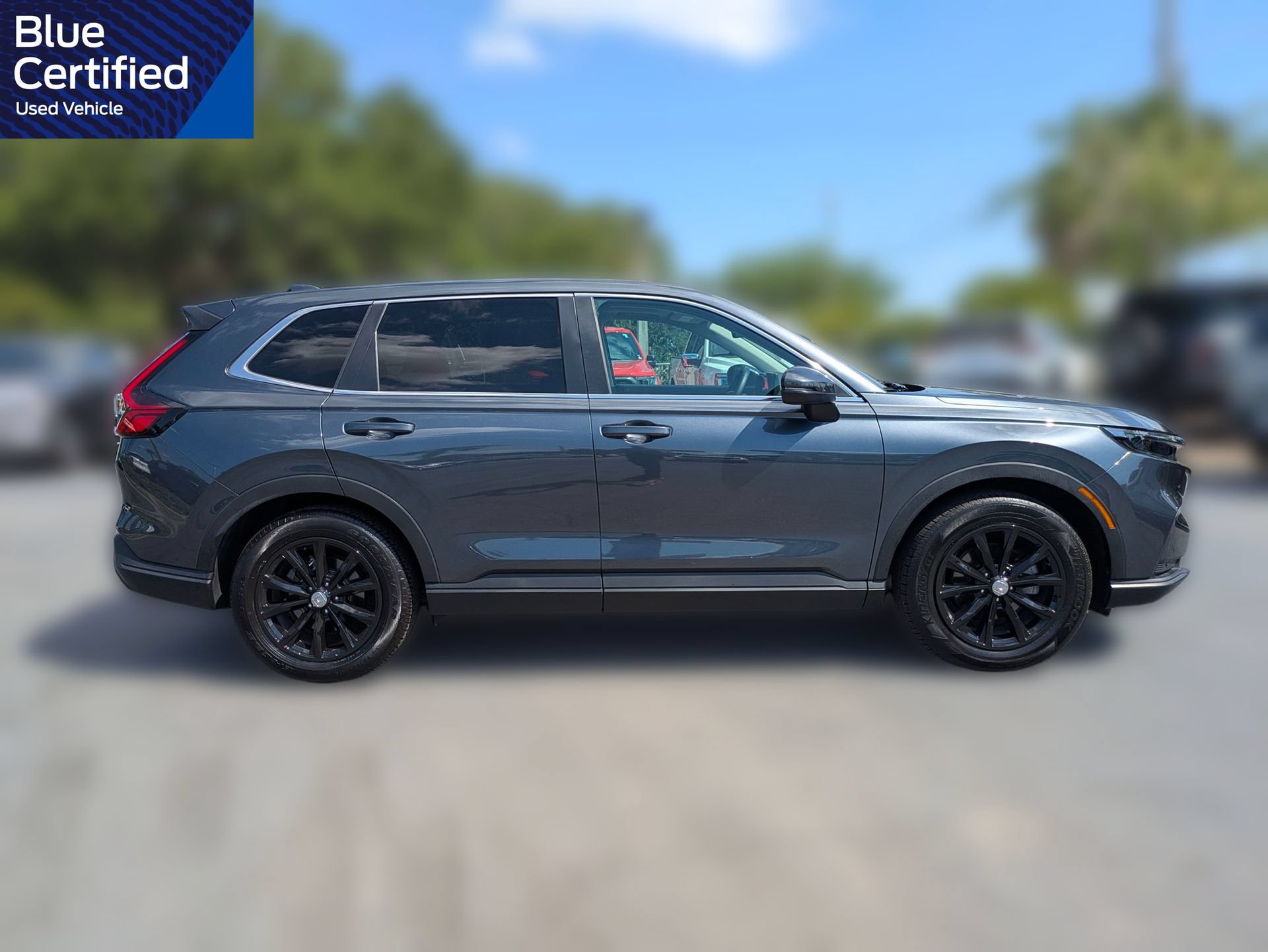 Used 2024 Honda CR-V EX-L image 3