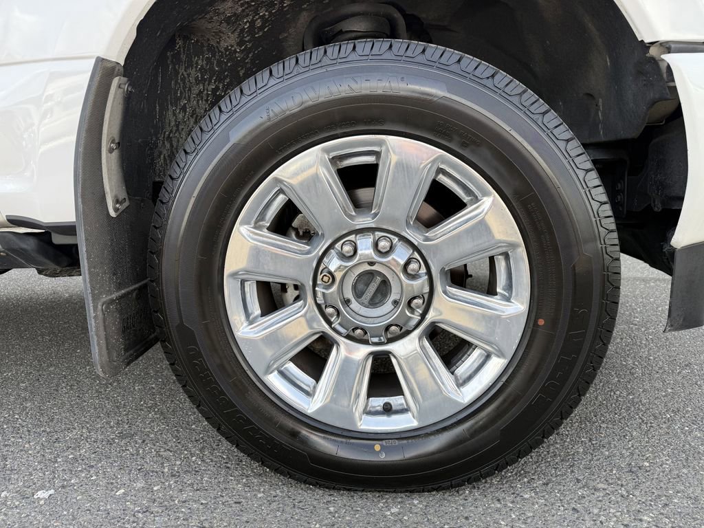 Used 2019 Ford F350 Platinum w/ Platinum Ultimate Package AWD/4WD image 9
