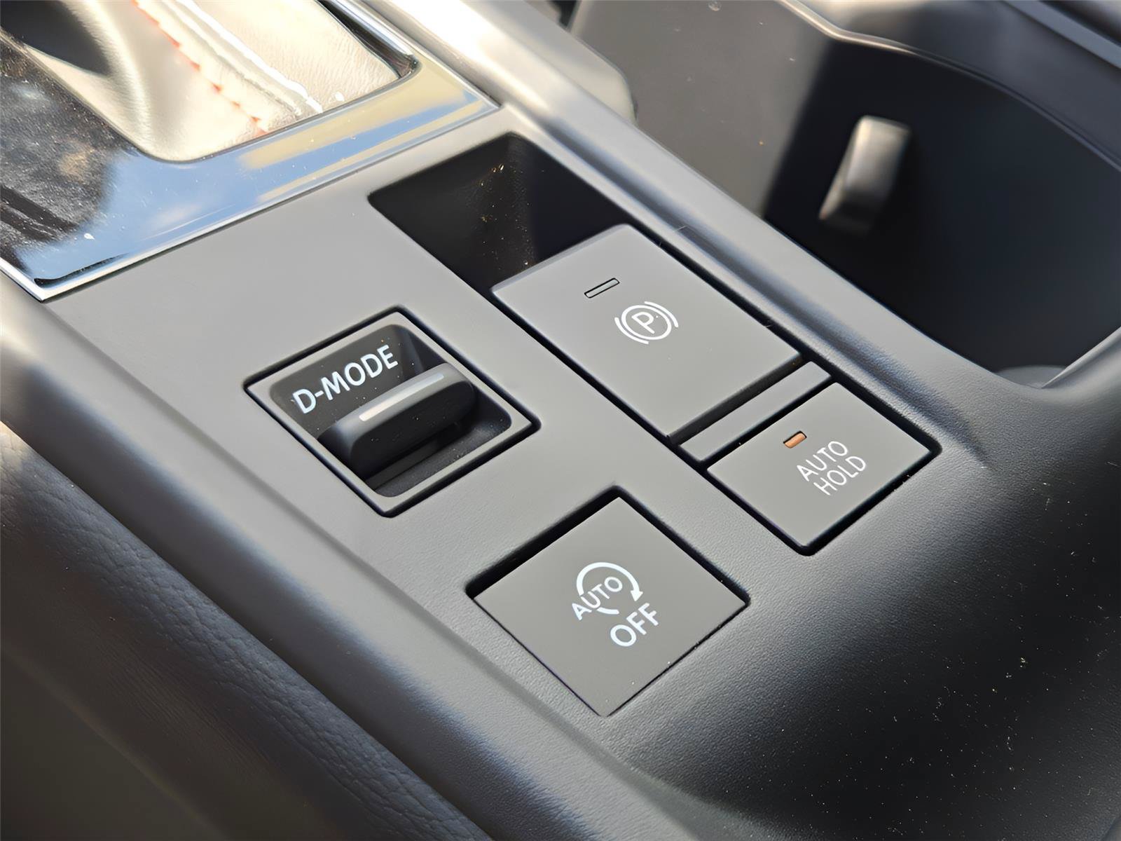 New 2026 Nissan Sentra SR w/ SR All Weather Package FWD image 22