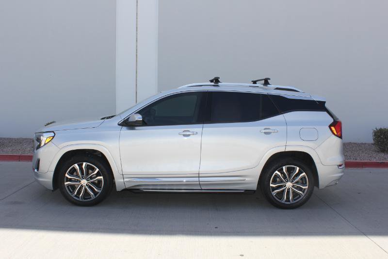 Used 2020 GMC Terrain Denali w/ Denali Premium Package AWD/4WD image 8