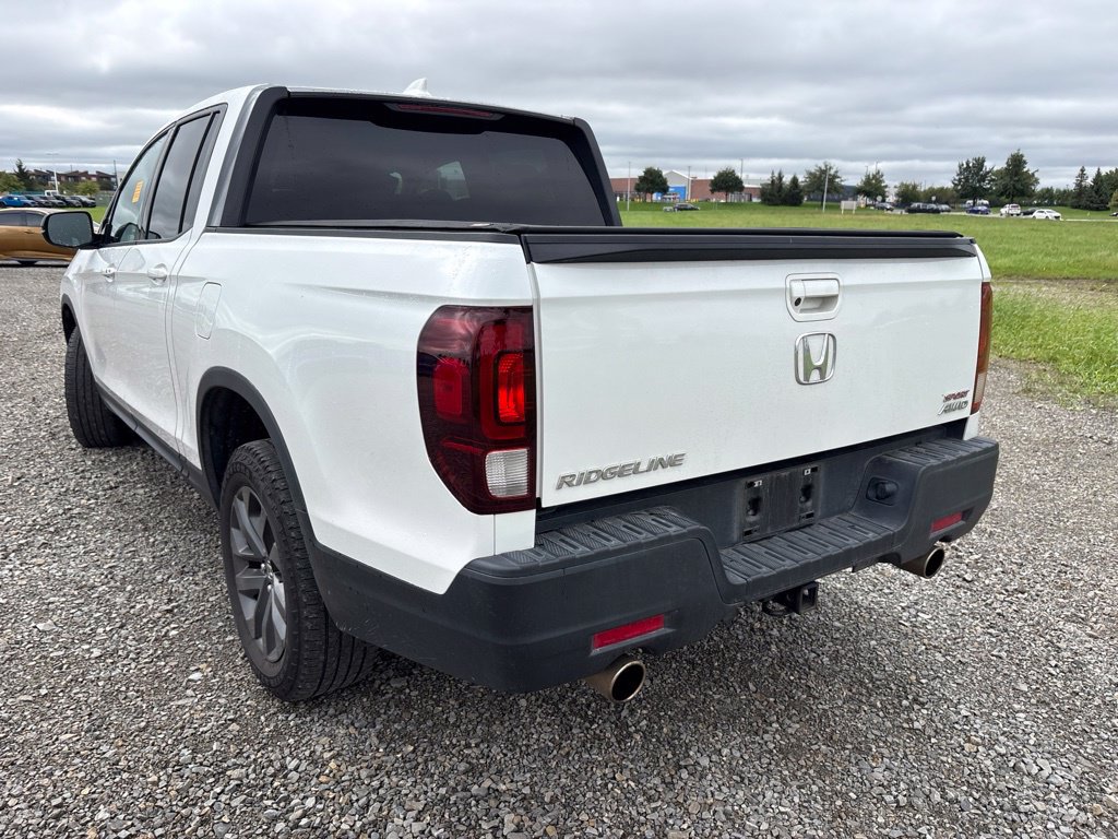 Used 2023 Honda Ridgeline Sport image 8
