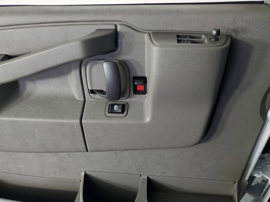 New 2025 Chevrolet Express 2500 w/ Driver Convenience Package image 26