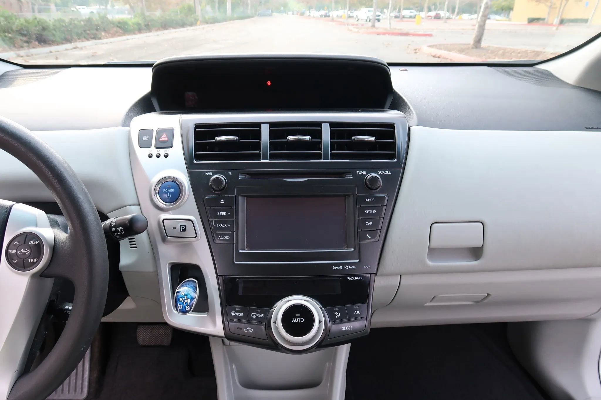 Used 2012 Toyota Prius V Five FWD image 19
