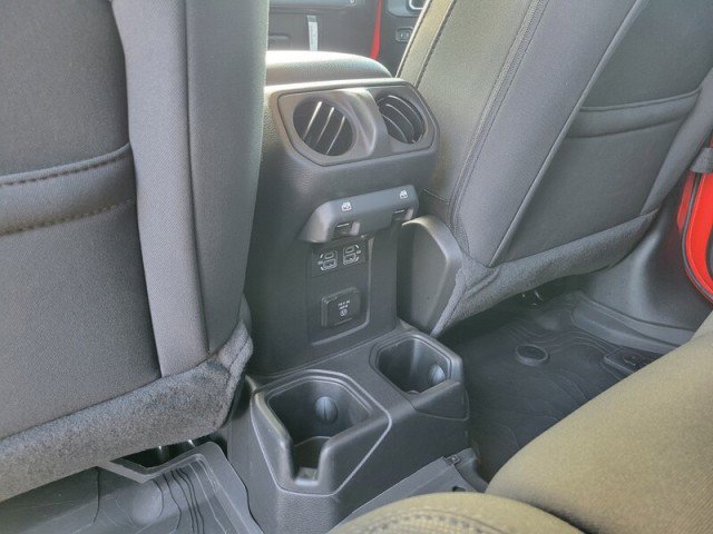 Used 2023 Jeep Gladiator Sport image 26