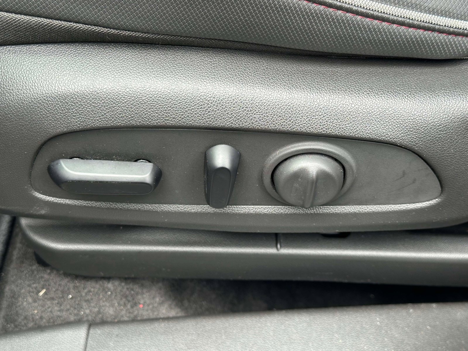 Used 2021 Chevrolet TrailBlazer RS AWD/4WD image 18