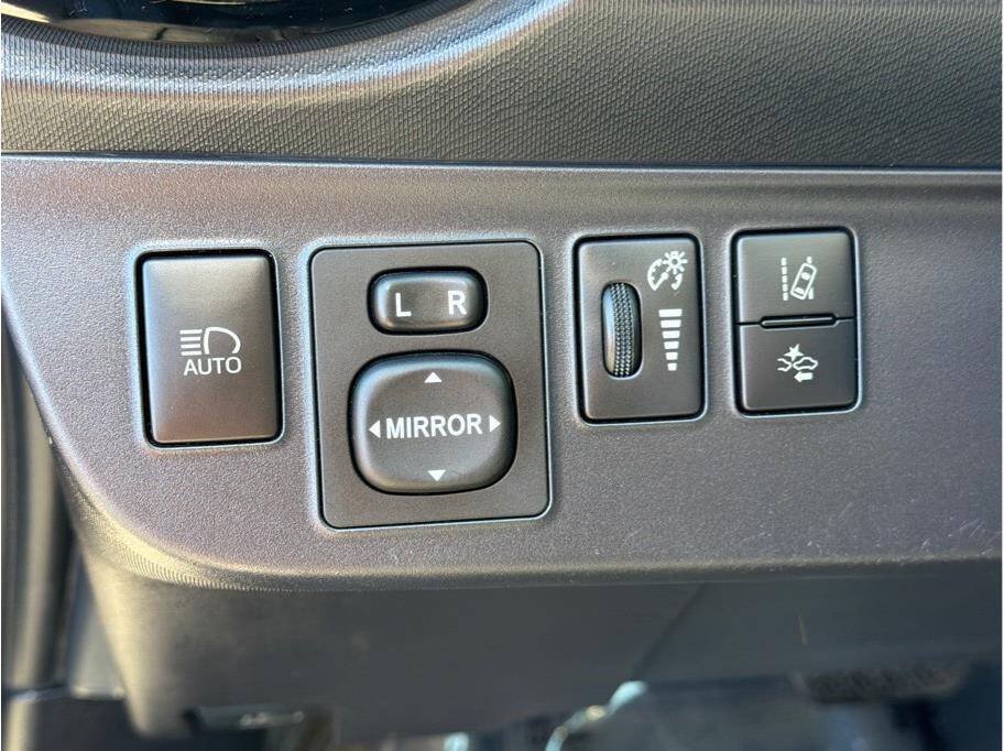 Used 2016 Toyota Prius C Four FWD image 16