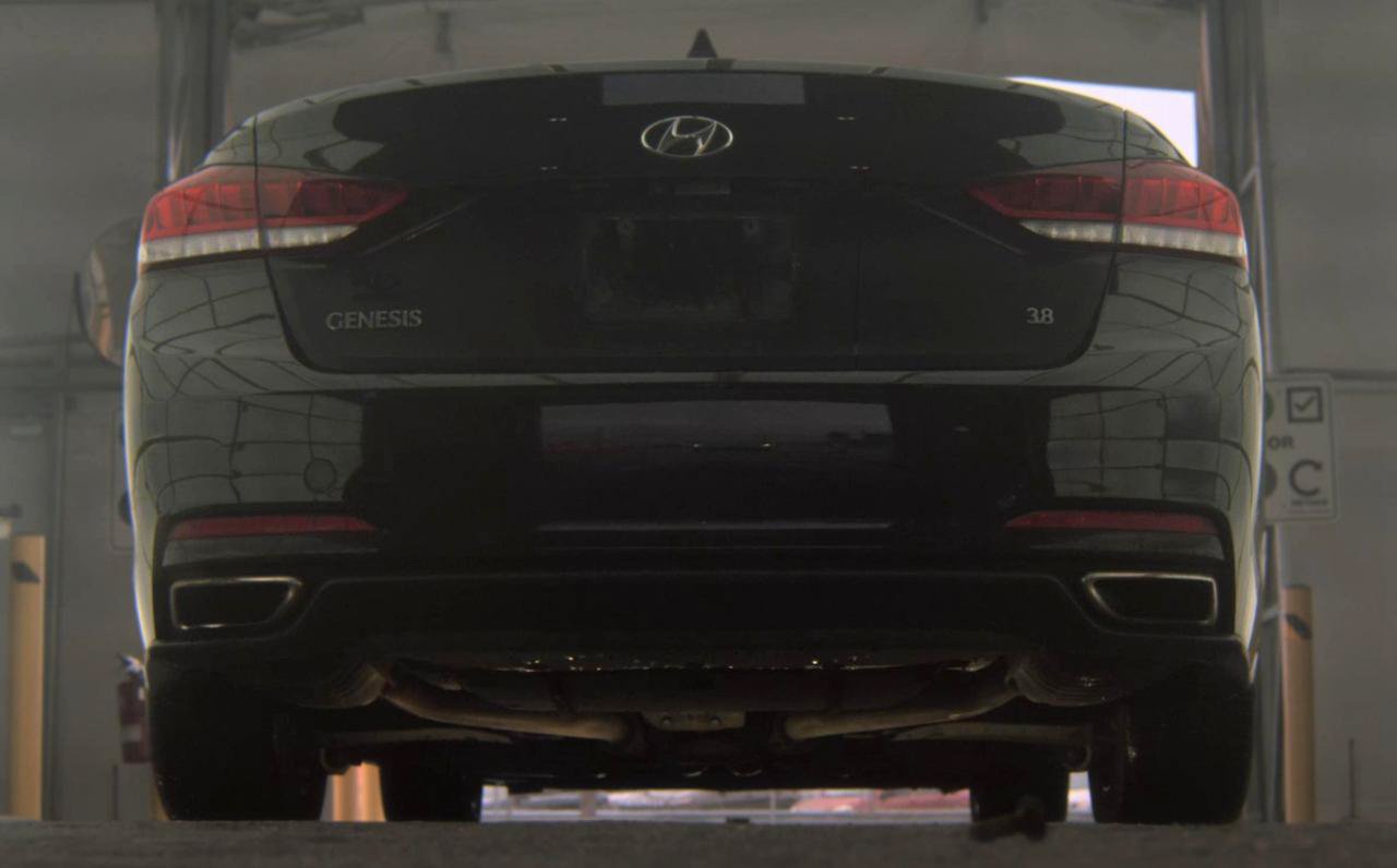 Used 2015 Hyundai Genesis 3.8 w/ Option Group 02 RWD image 7