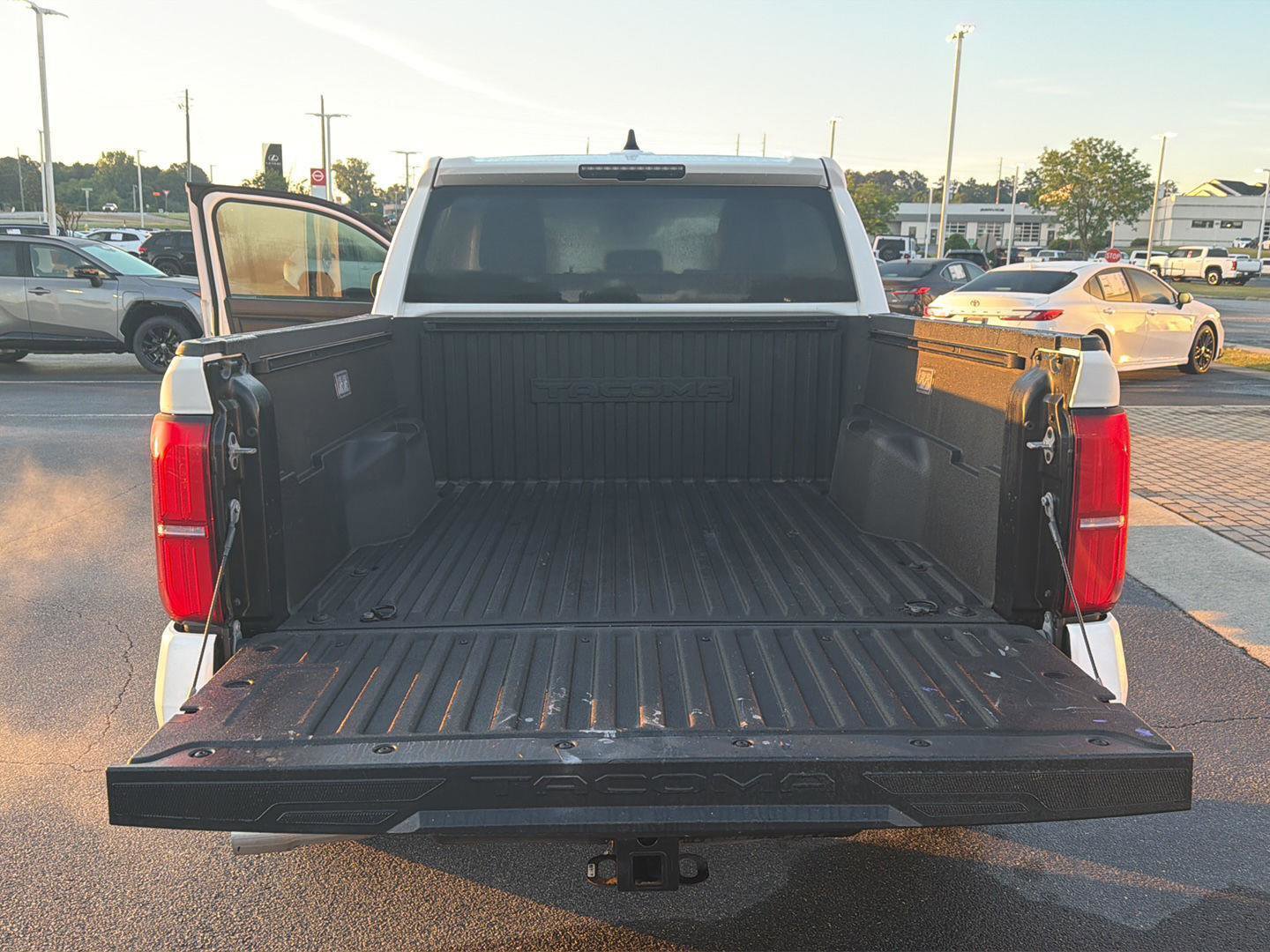 Certified 2024 Toyota Tacoma TRD Off-Road AWD/4WD image 32