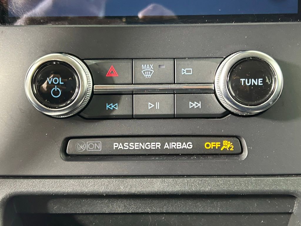 Used 2024 Ford Edge SEL image 20