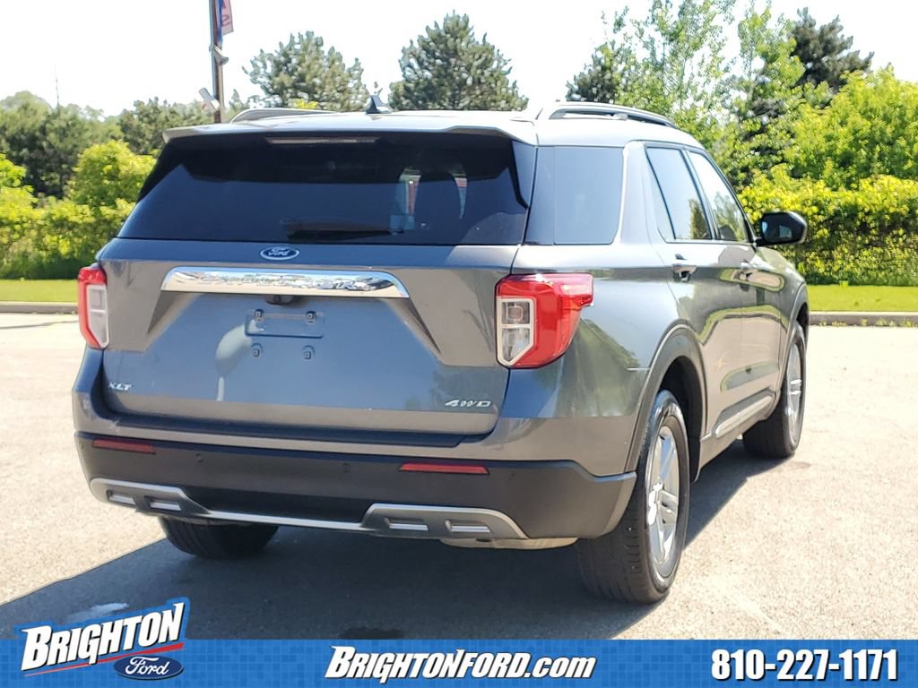 Used 2023 Ford Explorer XLT w/ Equipment Group 202A AWD/4WD image 4