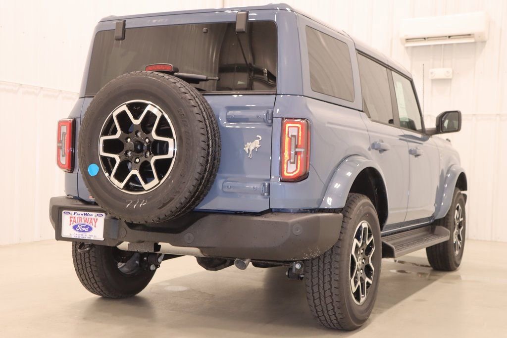 New 2025 Ford Bronco Outer Banks image 8