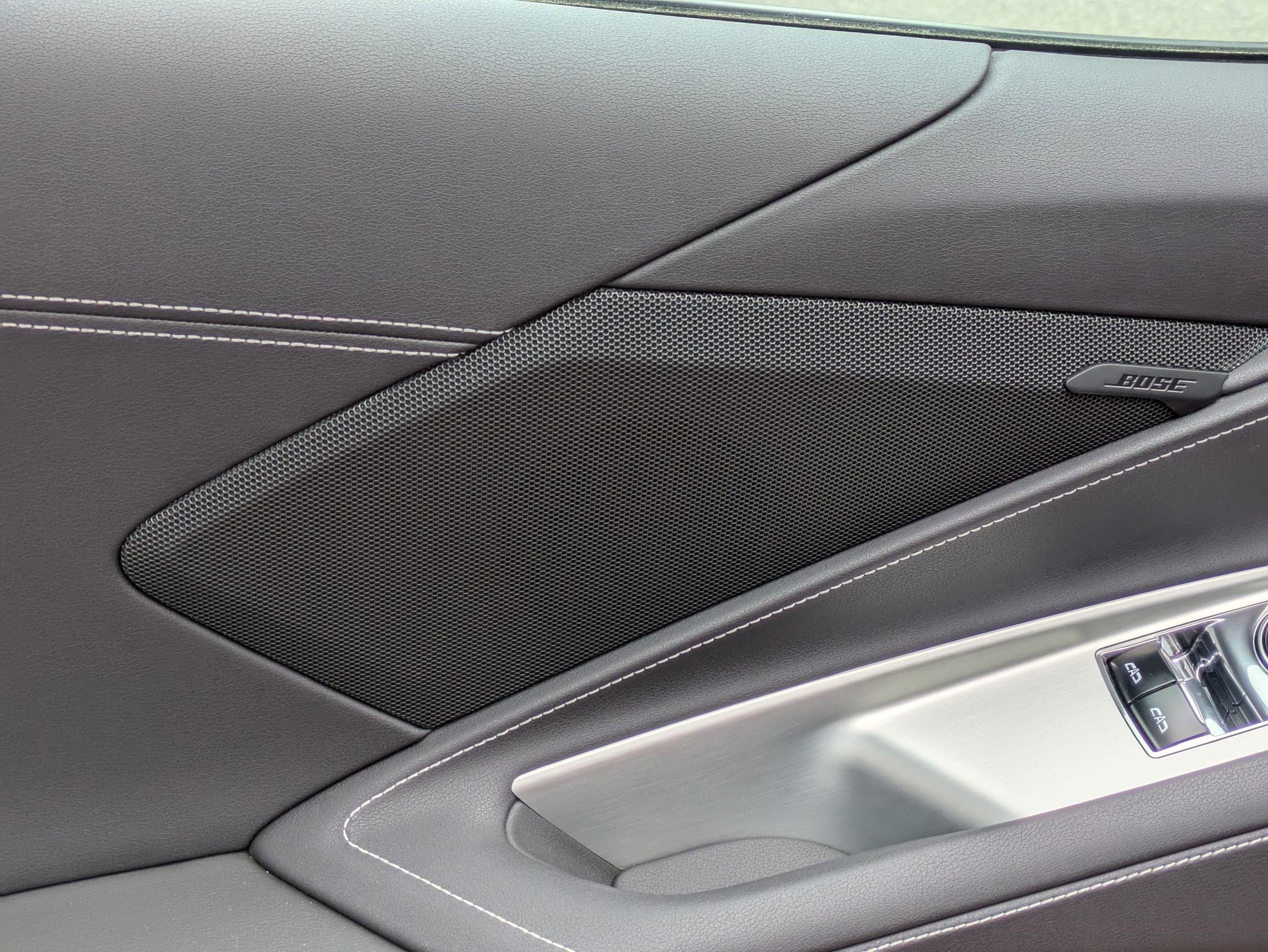 Used 2024 Chevrolet Corvette Stingray Coupe w/ 1LT image 13