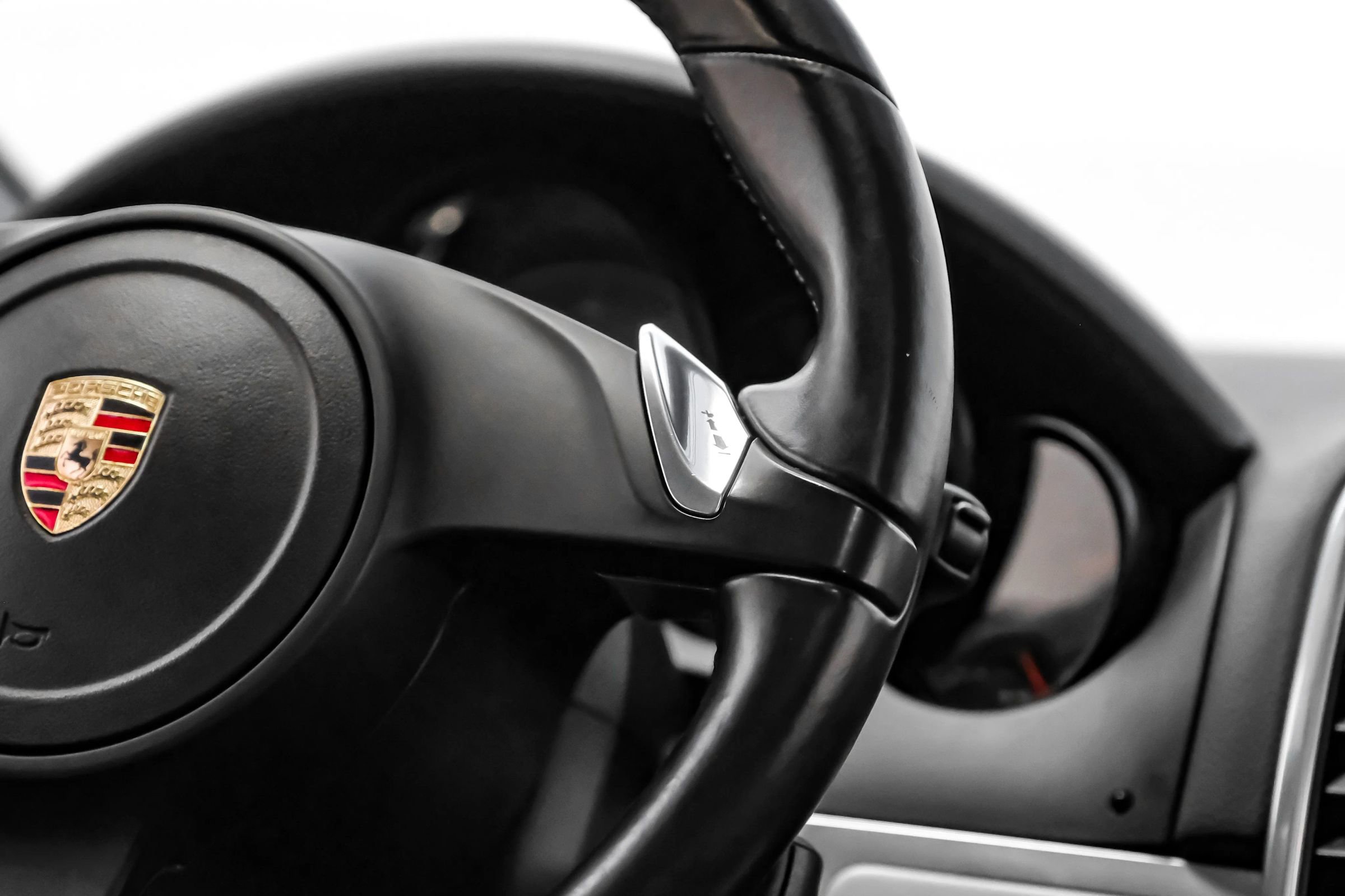 Used 2014 Porsche Cayenne GTS AWD/4WD image 14