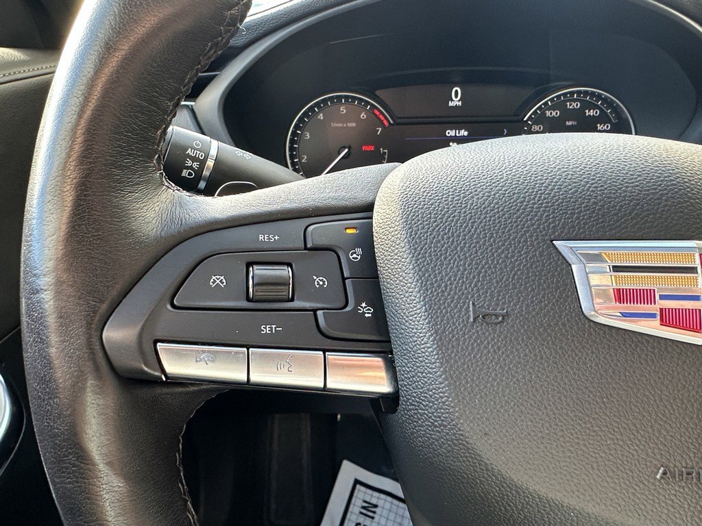 Certified 2023 Cadillac XT4 Luxury w/ Cold Weather Package image 21