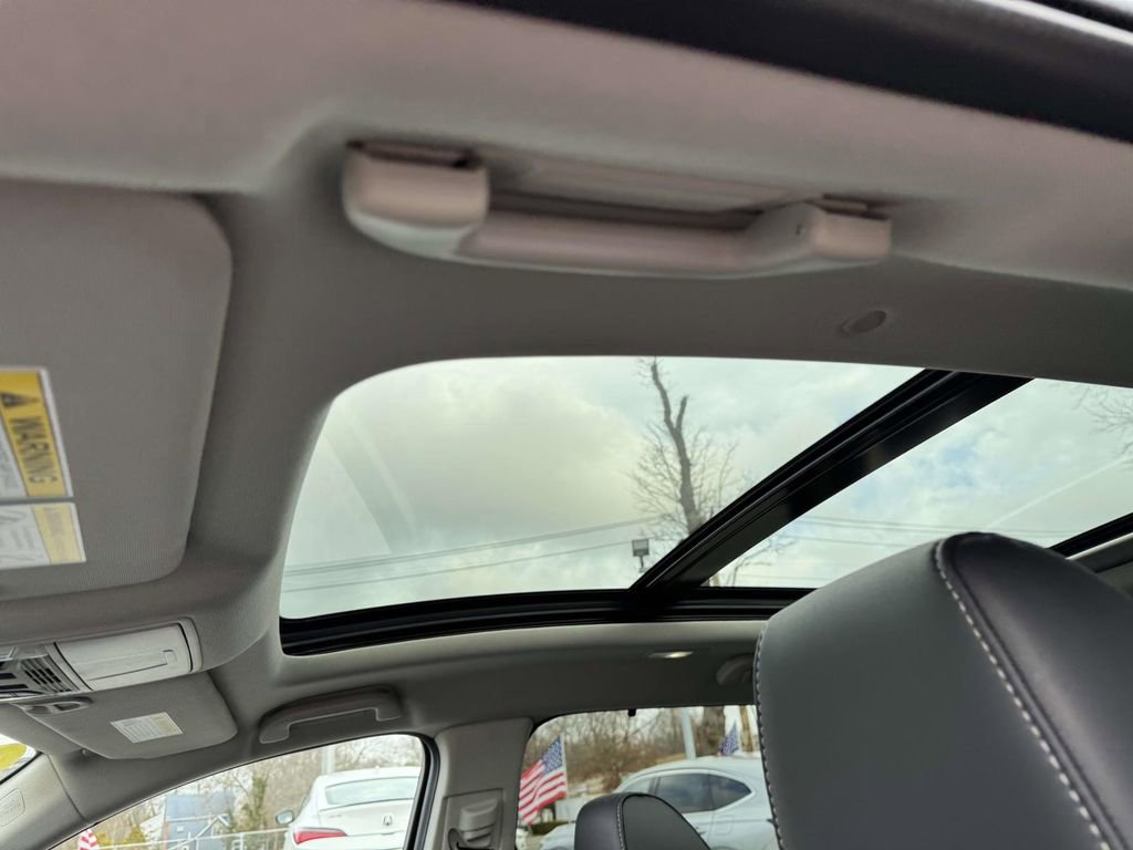 Certified 2023 Acura MDX SH-AWD w/ Technology Package image 18