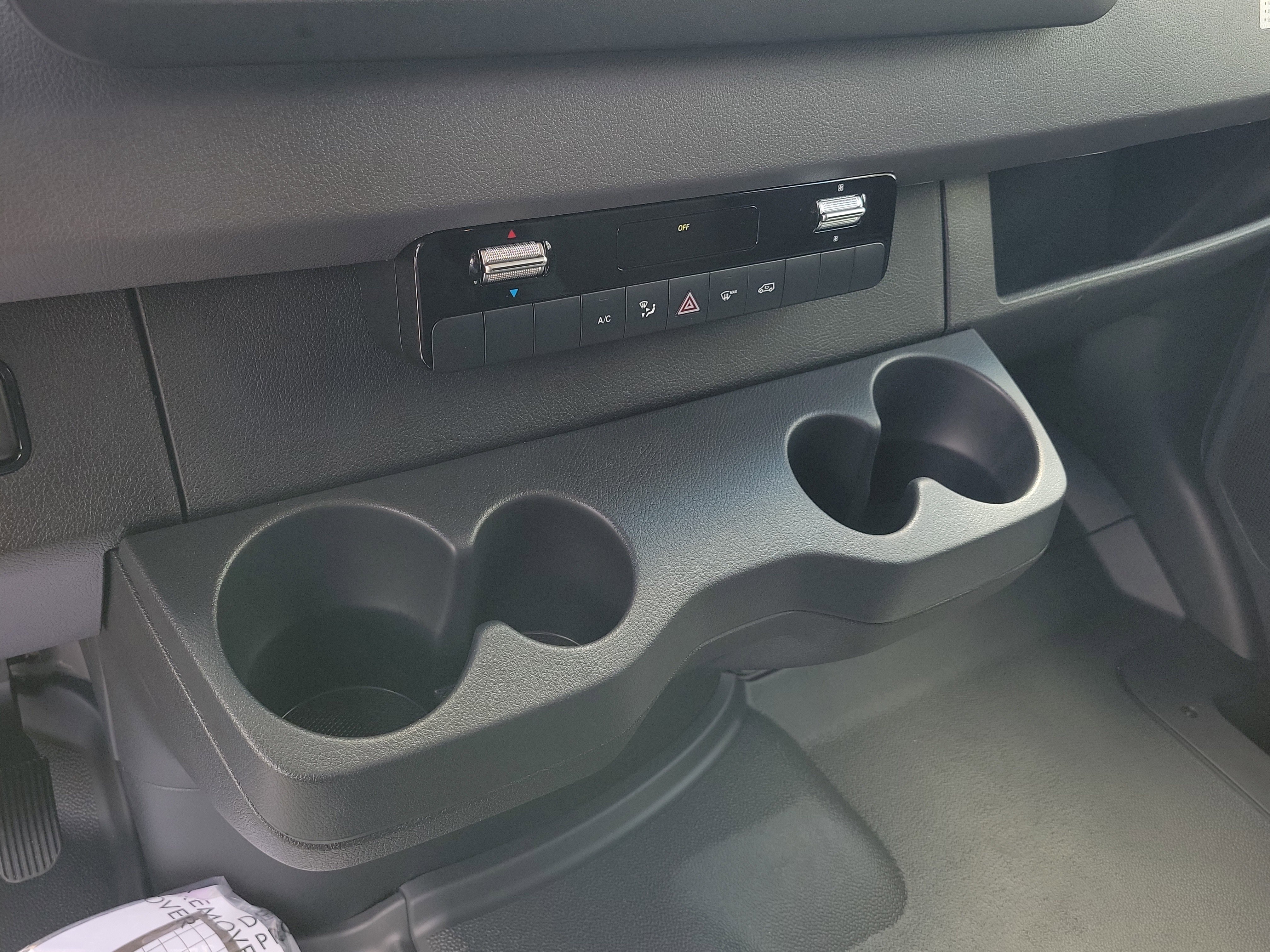 New 2025 Mercedes-Benz Sprinter 2500 image 26