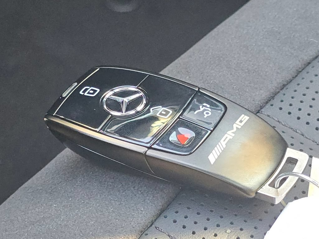 New 2026 Mercedes-Benz GLE 63 AMG S image 39