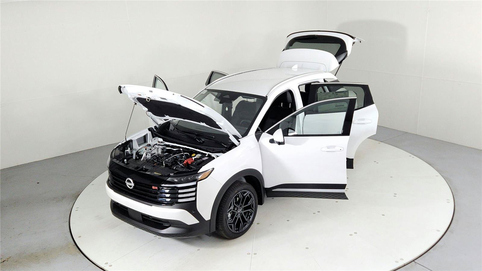 Used 2025 Nissan Kicks SR AWD/4WD image 48