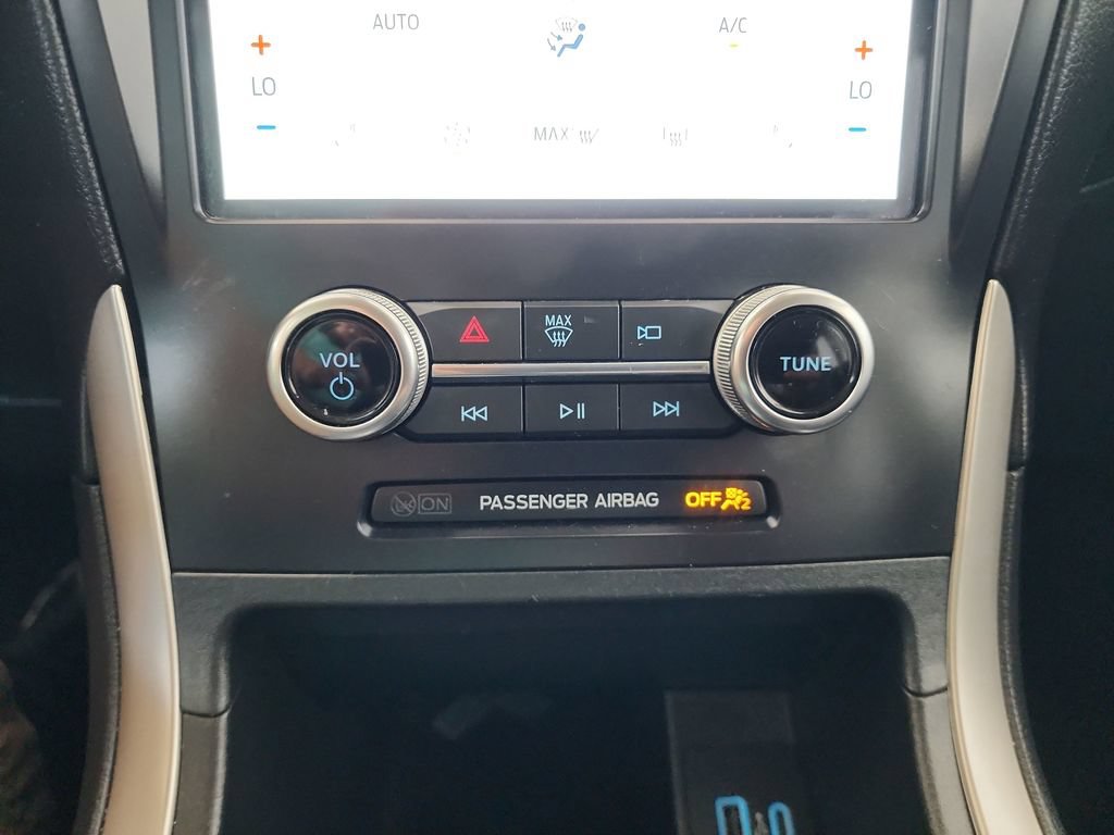 Used 2024 Ford Edge SEL AWD/4WD image 27