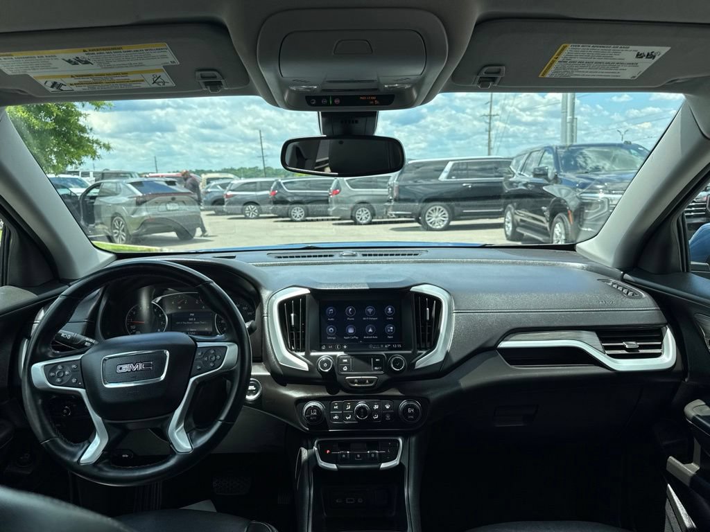 Used 2024 GMC Terrain SLT FWD image 17