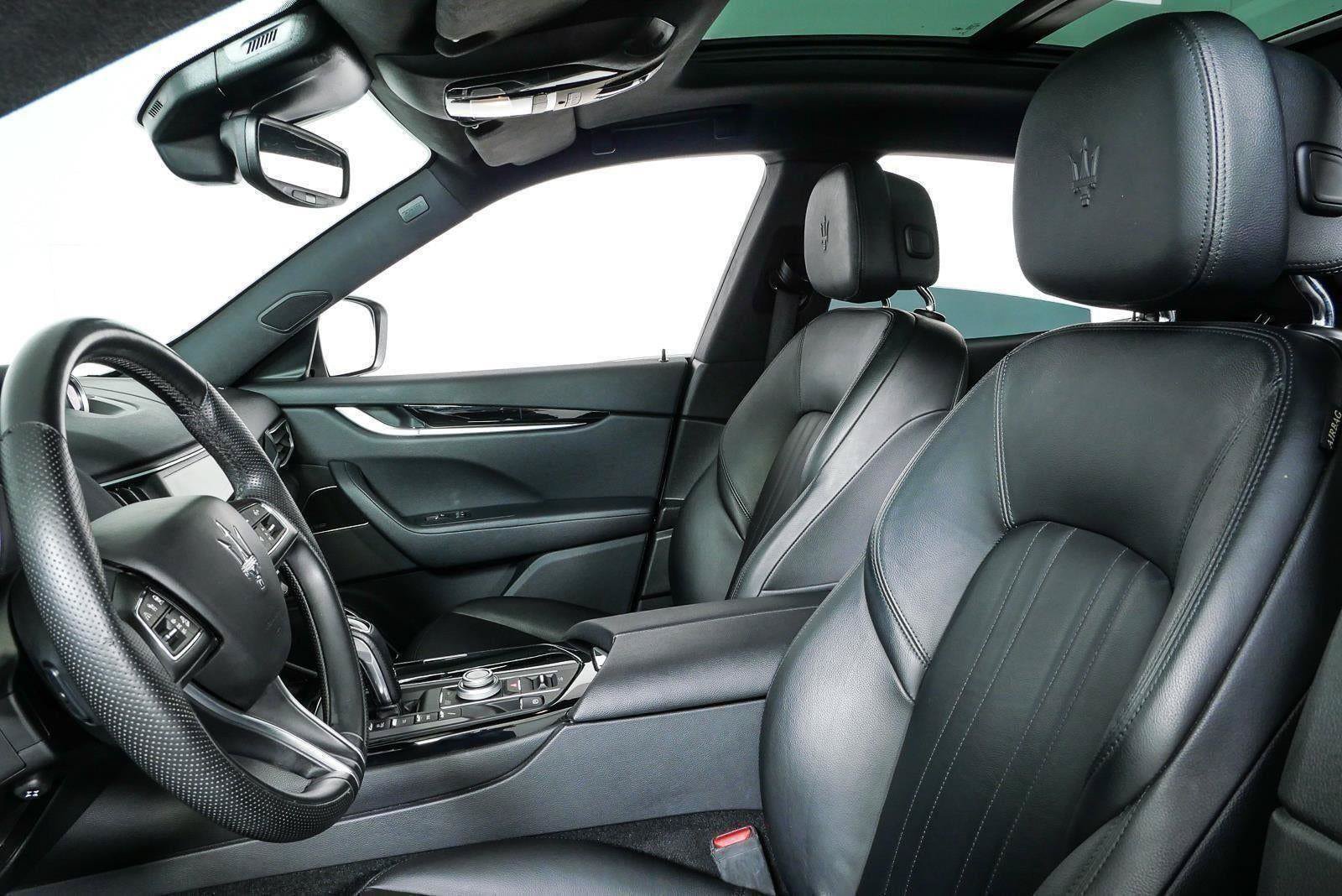 Used 2023 Maserati Levante GT AWD/4WD image 2