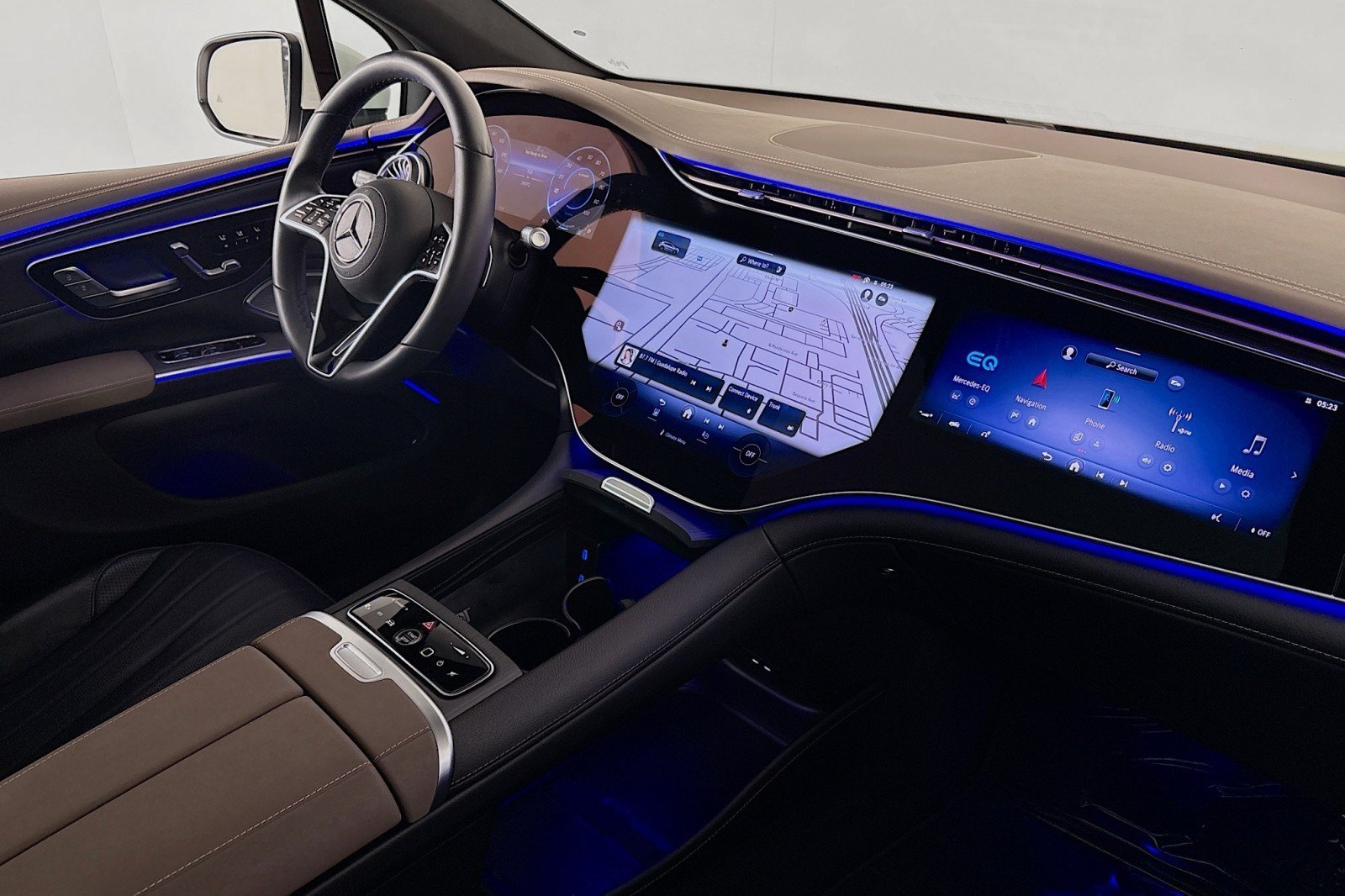 Certified 2024 Mercedes-Benz EQS 450+ 4MATIC SUV image 16