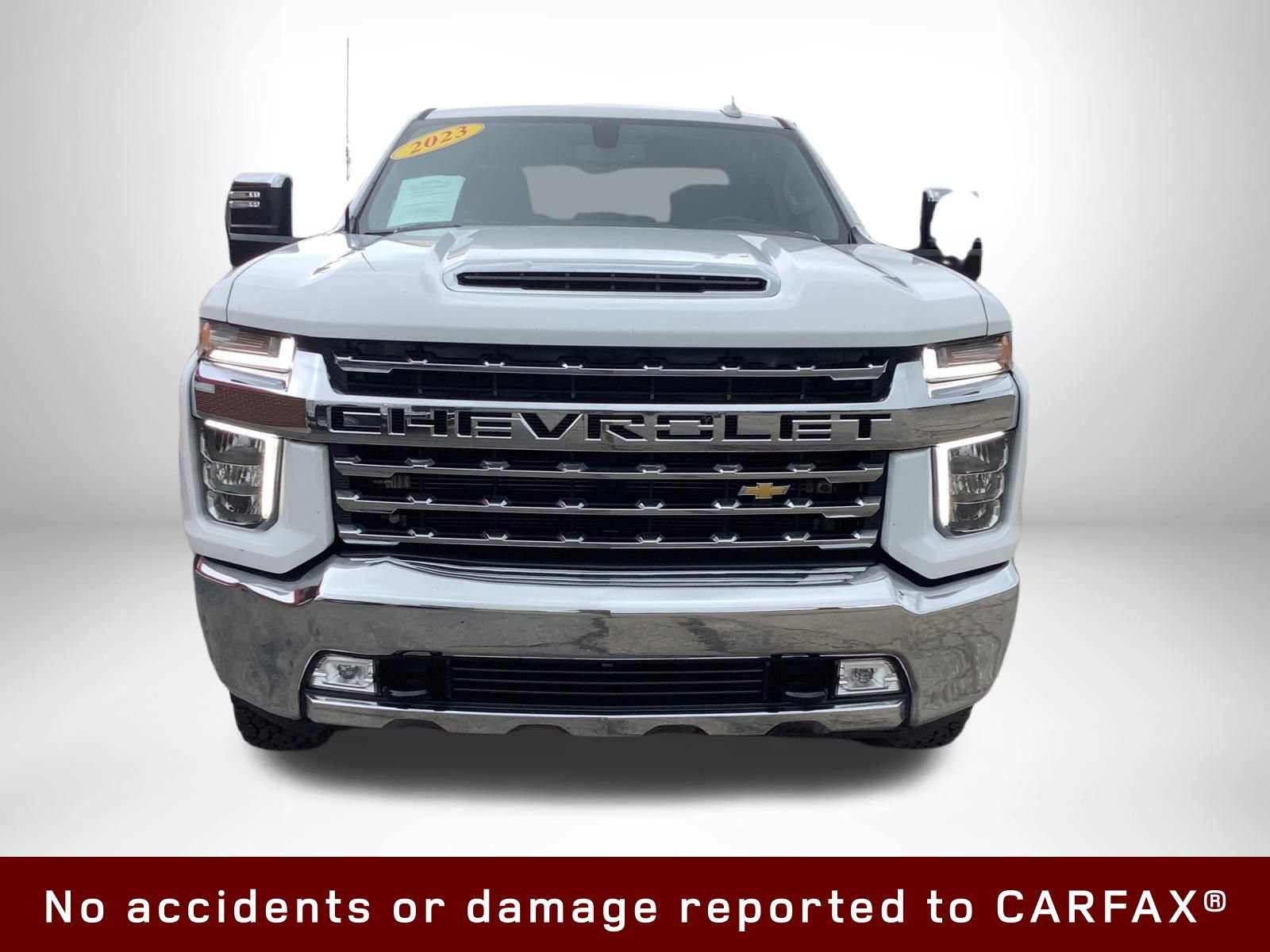 Used 2023 Chevrolet Silverado 2500 LTZ AWD/4WD image 3