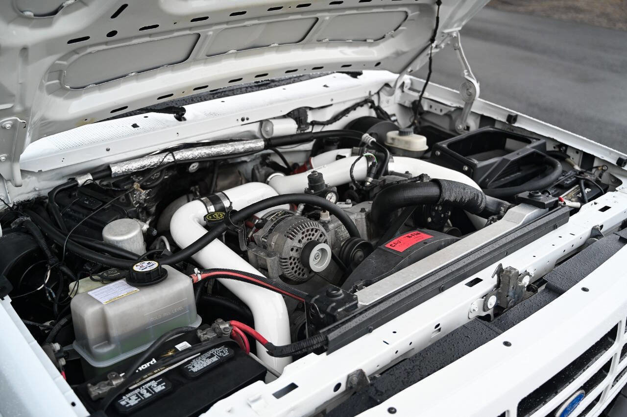 Used 1994 Ford F350 2WD SuperCab DRW image 4