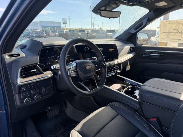 New 2026 Chevrolet Suburban Premier image 6