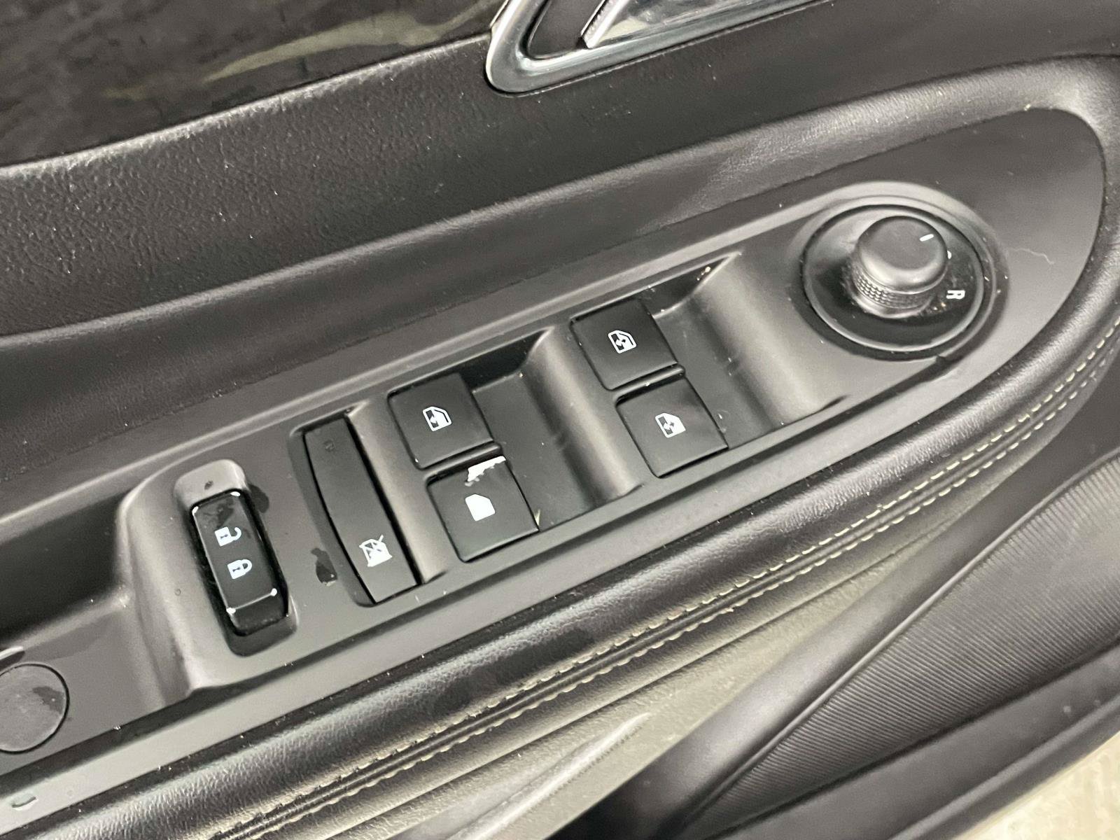 Used 2015 Buick Encore Convenience FWD image 16